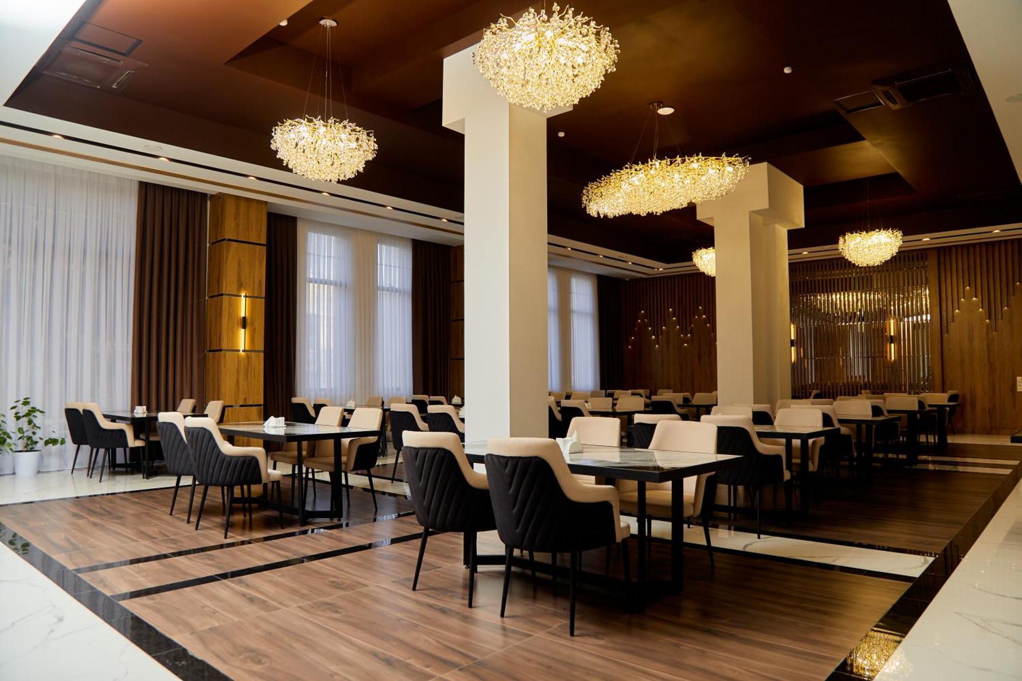 Grand Plaza Hotel Samarcanda Exterior foto